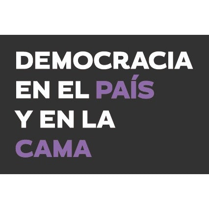 POSTAL DEMOCRACIA EN LA CAMA