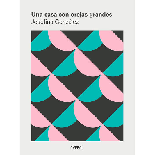 UNA CASA CON OREJAS GRANDES